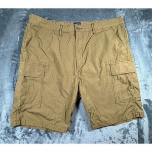 Levi Strauss Co Cargo‎ Shorts Men's Size 42 Khaki Tan Outdoor Fishing Hiking